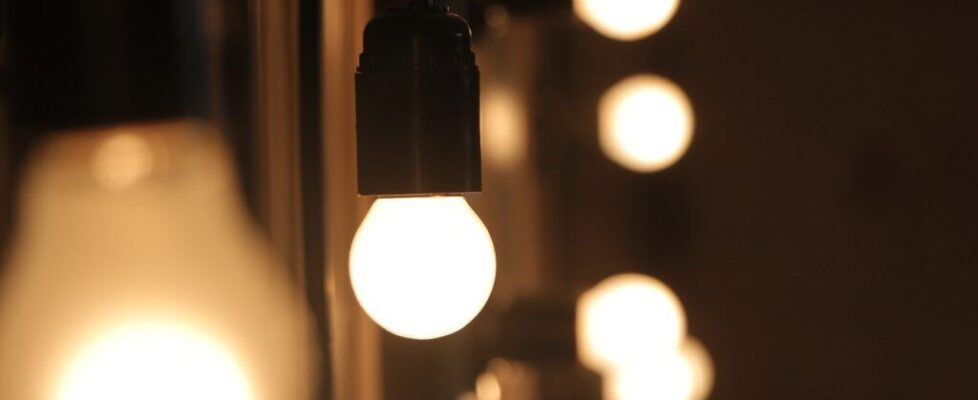 Spara pengar genom att skifta elavtal